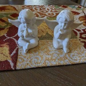 Shabby Chic Style New In Box White Angels Salt And Pepper Shakers.